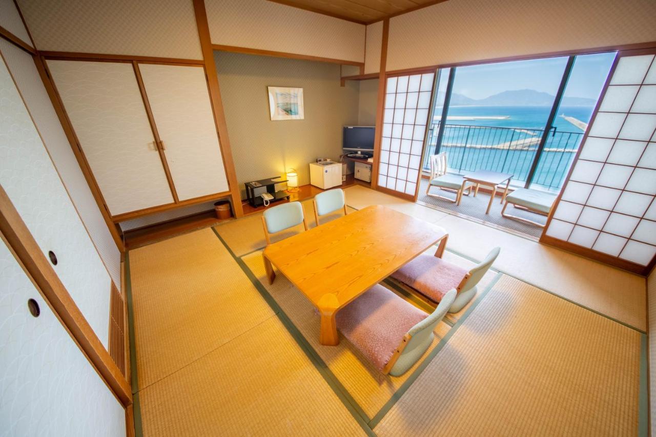 Kokumin Shukusha Marine Terrace Ashiya Hotel Kitakyushu Buitenkant foto